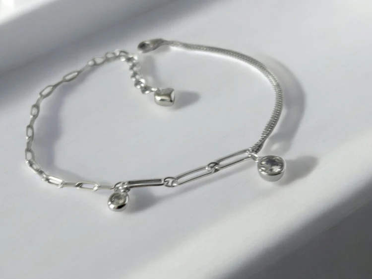 Bransoletka srebrna z cyrkonią