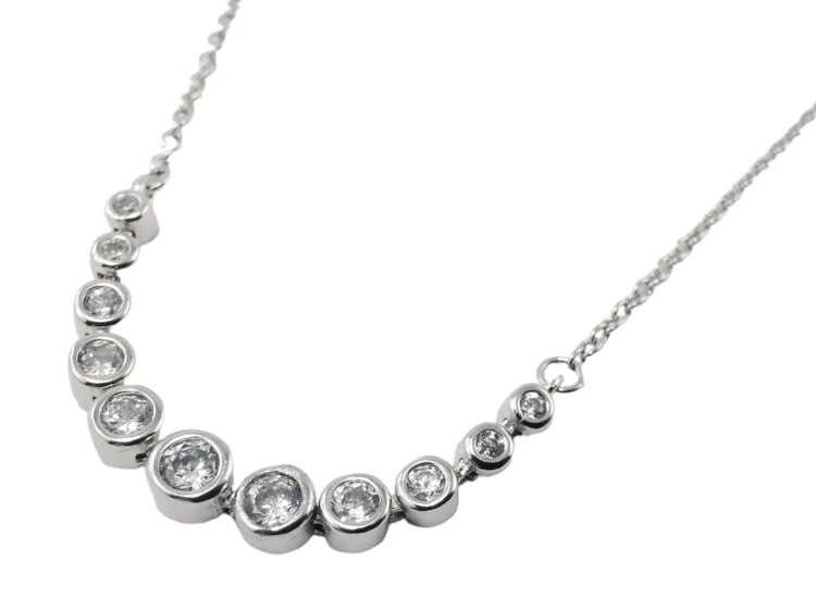 Naszyjnik z cyrkoniami