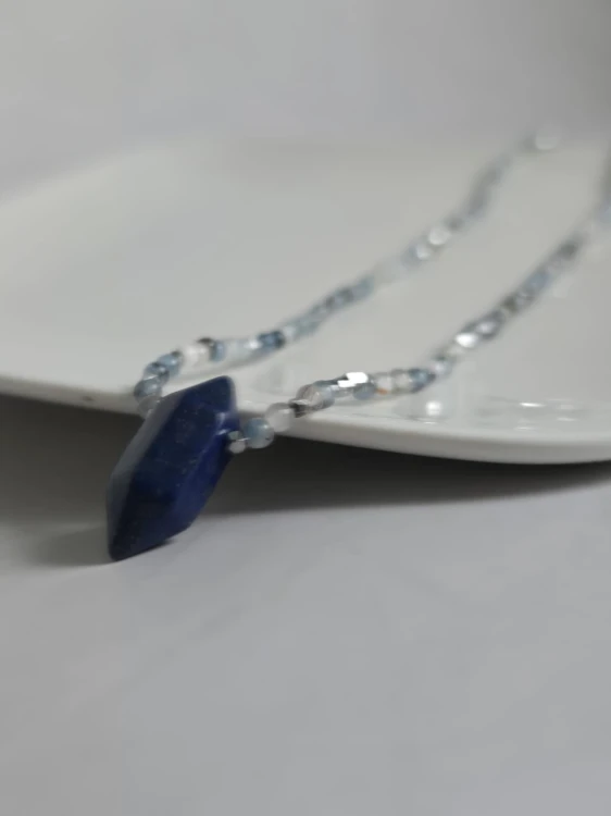 Naszyjnik z lapis lazuli i akwamarynu - MĄDROŚĆ I CZYSTOŚĆ UMYSŁU