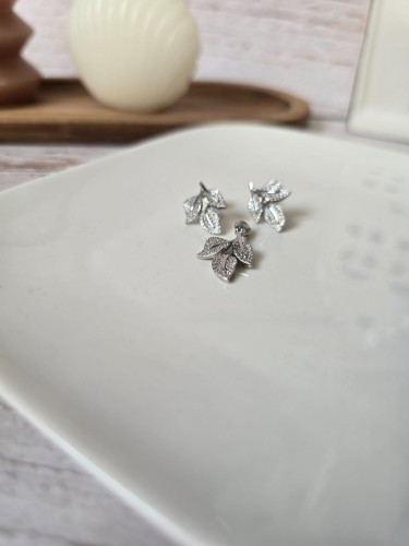 Komplet z cyrkoniami Listki