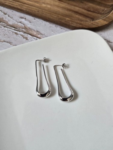 Efektowne kolczyki na wyjątkową okazję