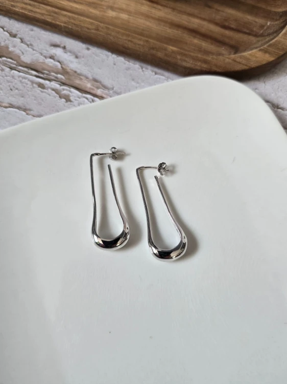 Efektowne kolczyki na wyjątkową okazję