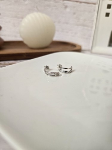 Kolczyki półkola z cyrkoniami