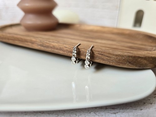 Klasyczne kolczyki z cyrkoniami