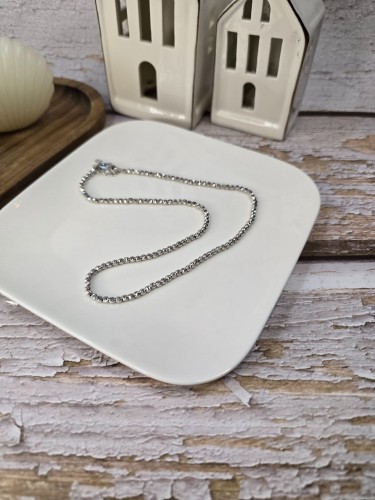 Naszyjnik Lustria - mieniące się koraliki