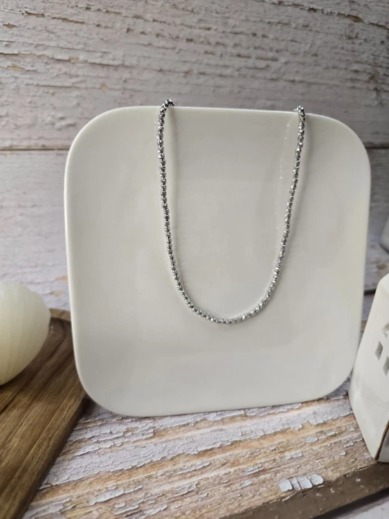 Naszyjnik Lustria - mieniące się koraliki