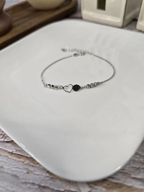 Bransoletka „Unisono” – harmonia serca i nieskończoności