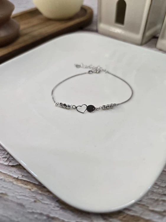 Bransoletka „Unisono” – harmonia serca i nieskończoności