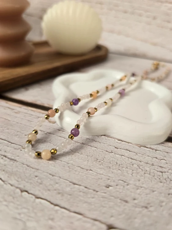 To ja: Pełna Miłości - Naszyjnik z labradorytem, jadeitem i kwarcem różowym