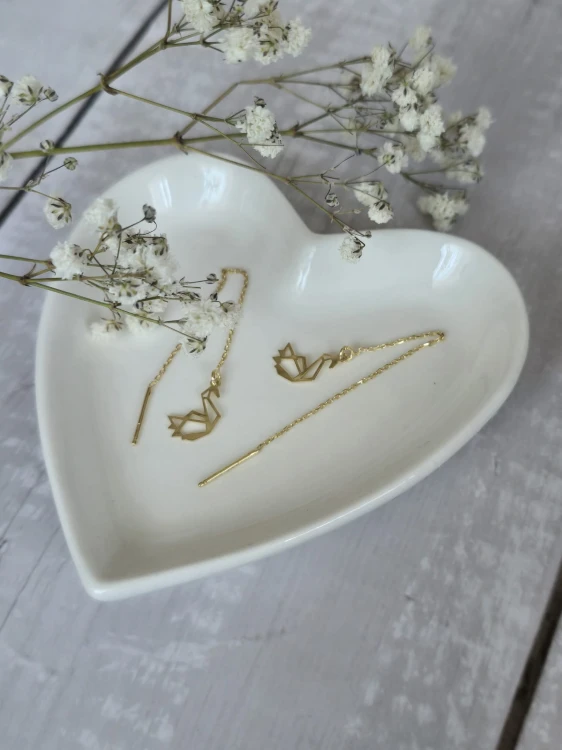 KOLCZYKI PRZECIĄGANE NA ŁAŃCUSZKU ŁABĘDŹ PTAK SREBRO 925 ZŁOCONE