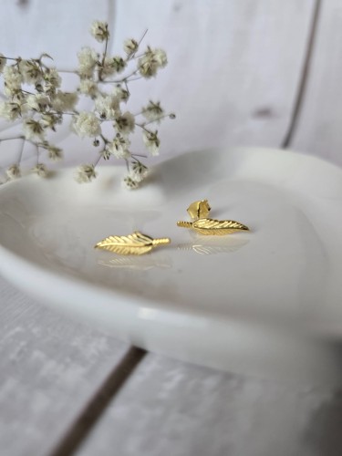 KOLCZYKI PIÓRKA ZŁOCONE