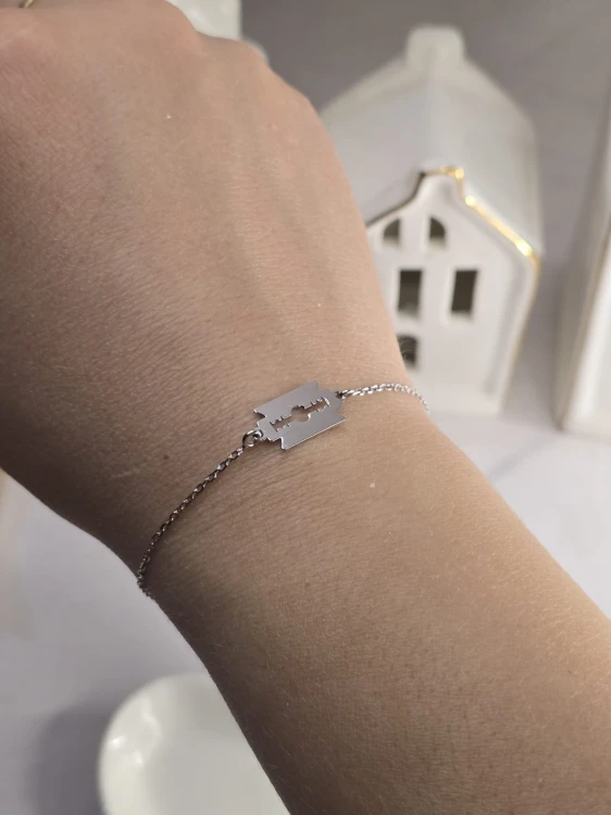 Bransoletka żyletka