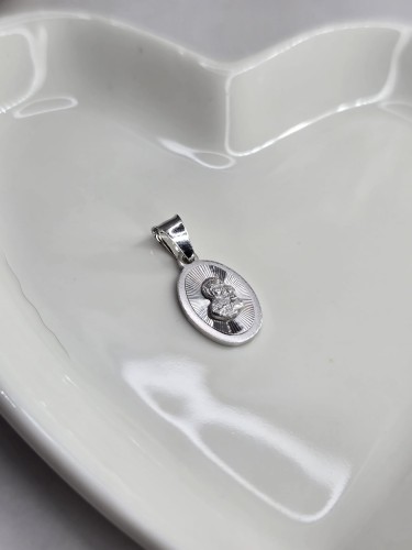 Matka Boska – Medalik z sercem