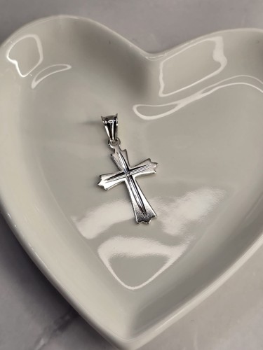 Krzyżyk srebrny – Tradycja w srebrze