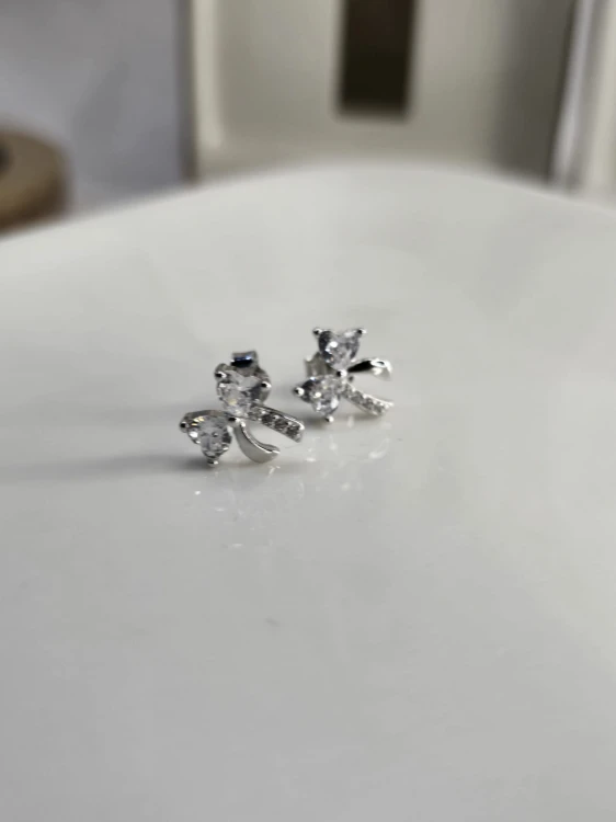 Kolczyki kokardki z cyrkoniami