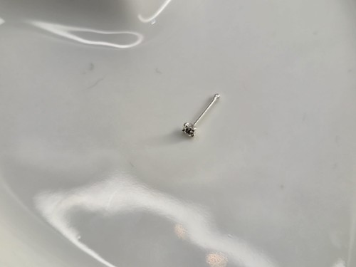 Kolczyk do nosa 1 szt