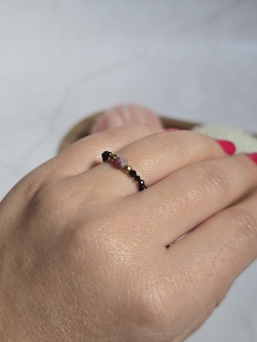 Pierścionek z różowym turmalinem i spinelem "Siła i Ochrona"