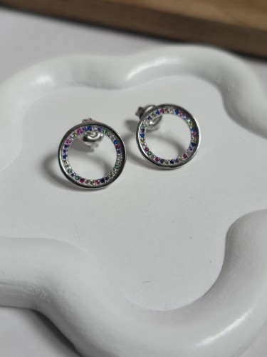 Kolczyki kółka z kolorowymi cyrkoniami