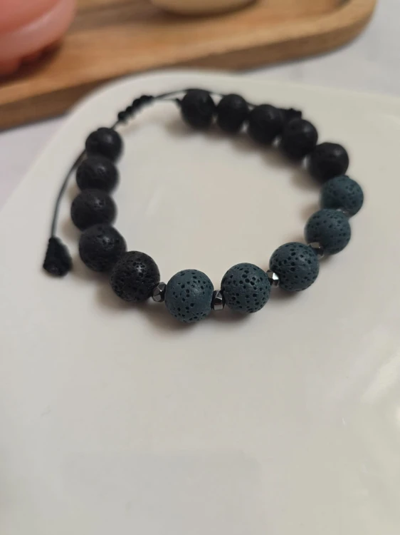 Bransoletka z lawy wulkanicznej zielona