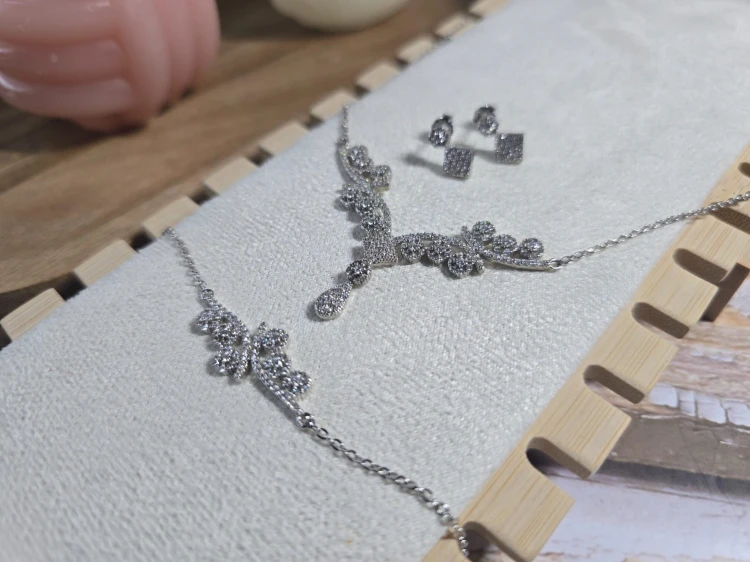 Komplet wieczorowy elegancki