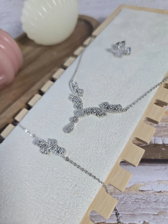 Komplet wieczorowy elegancki