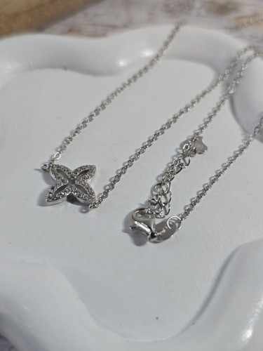 Naszyjnik z koniczynką srebro 925