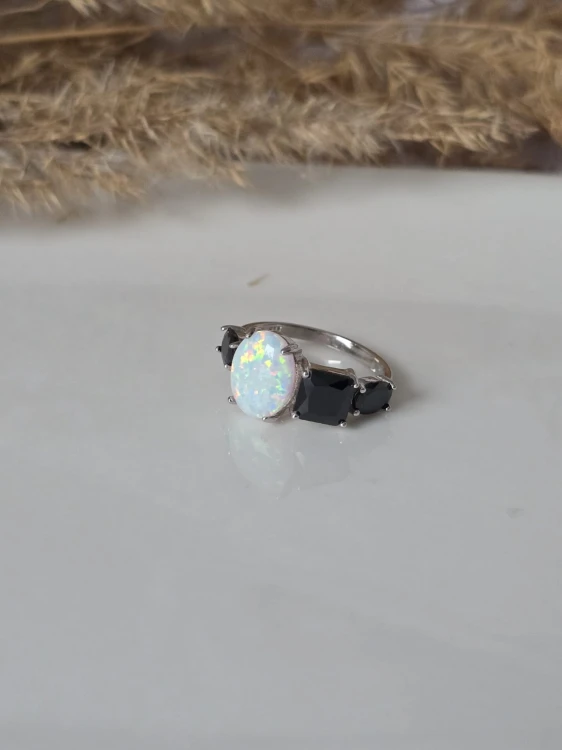 Pierścionek Noc i Światło