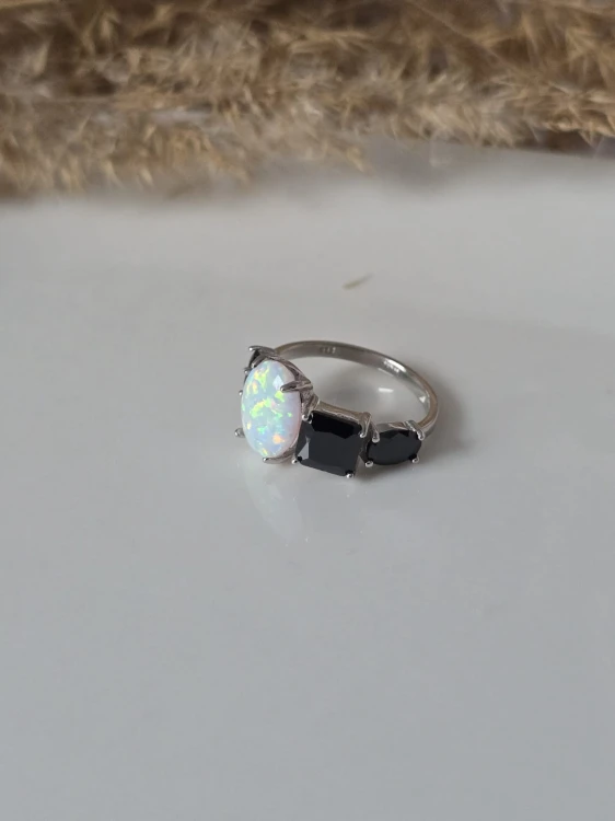 Pierścionek Noc i Światło