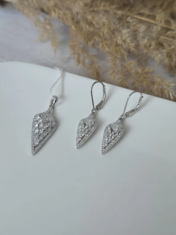 Wieczorowy komplet srebrnej biżuterii Vela