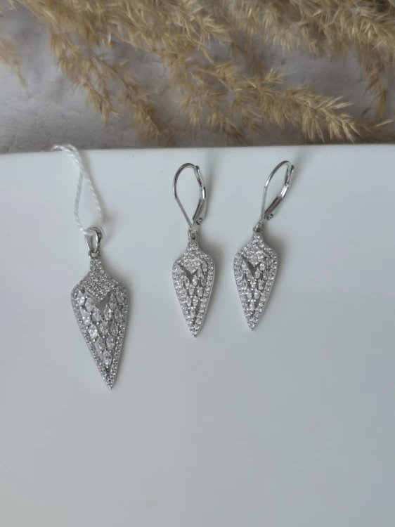 Wieczorowy komplet srebrnej biżuterii Vela