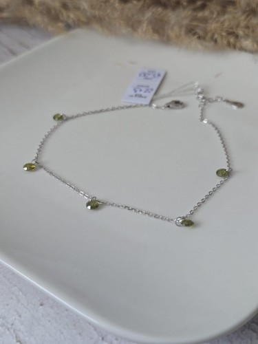 Srebrna bransoletka na nogę Zielony Blask