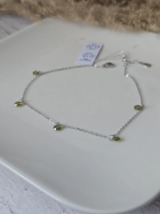 Srebrna bransoletka na nogę Zielony Blask