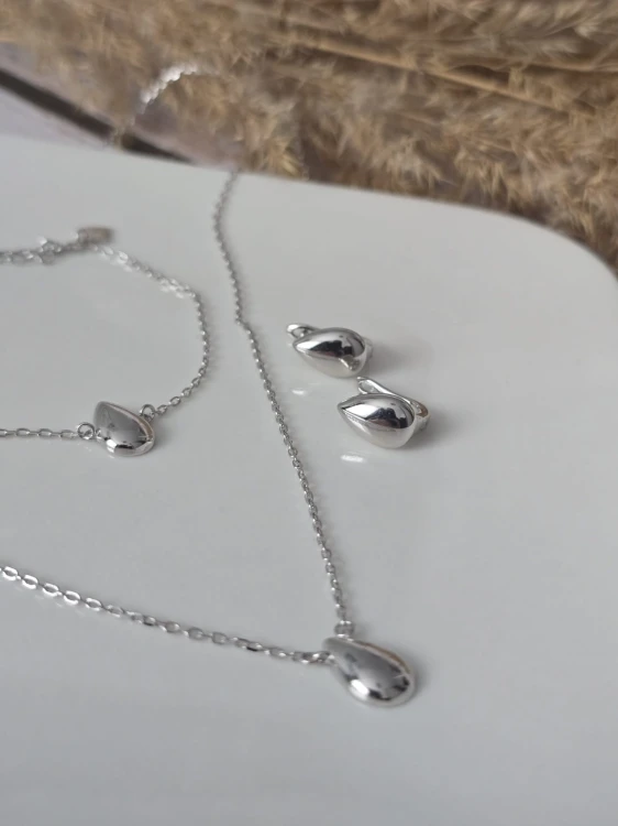 Komplet srebrnej biżuterii Srebrna Kropla