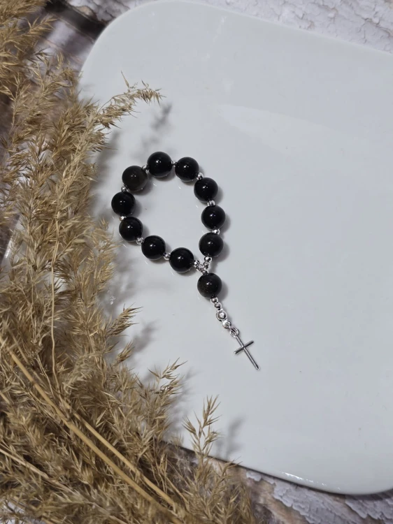 Różaniec z Obsydianu i Srebra próby 925 – Siła i Ochrona