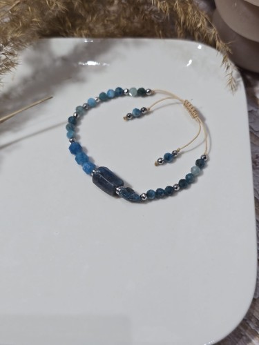 Błękitna Inspiracja – Regulowana Bransoletka z Naturalnym Apatytem
